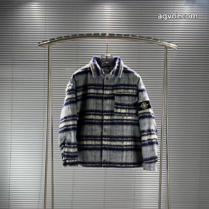 スーパー コピー 品新品入荷2025 海外限定 オフィスにもStone Islandコート_0_1