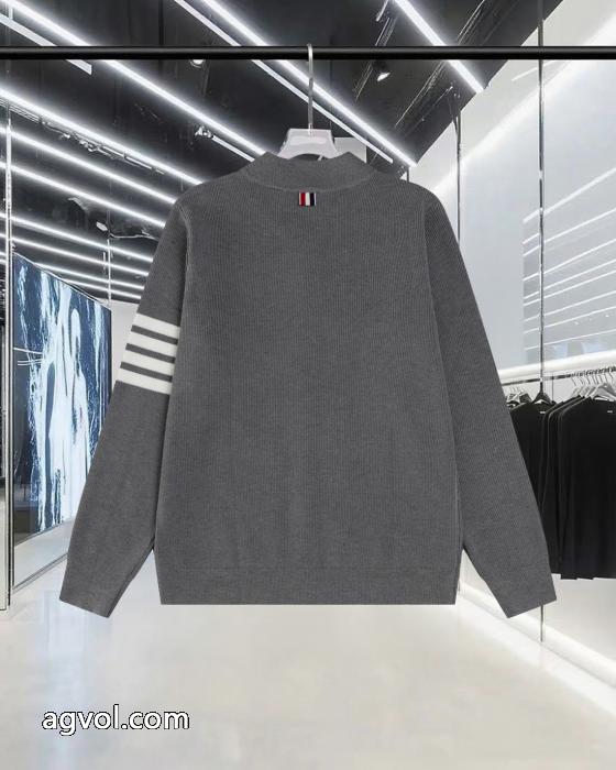 THOM BROWNE新作！日本未入荷 25秋冬 高級感あるコートブランド 偽物_0_1