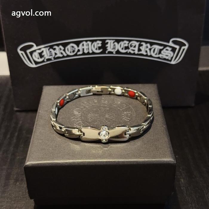 SALE品追加 人気プレゼント 更にトレンドが急上昇中ブレスレットCHROME HEARTSブランド コピー_0_3