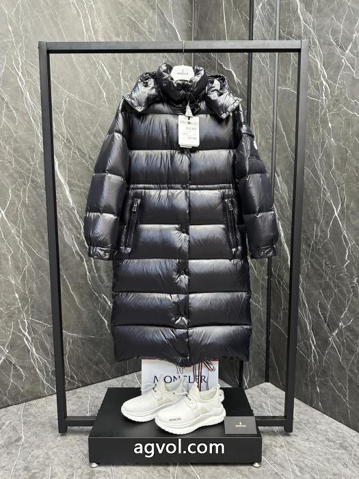 ダウンジャケットブランド コピー ショップMONCLER赤字超特価最新作 セレブ風  話題性が高い_0_2