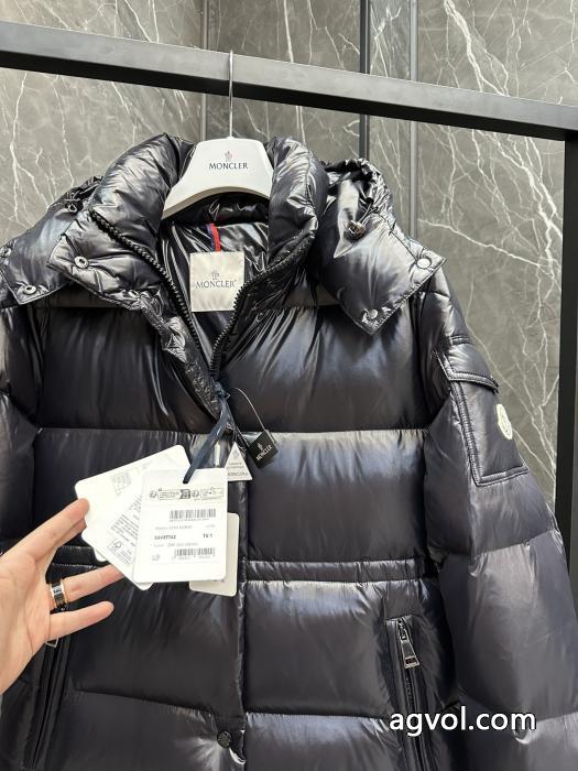 ダウンジャケットブランド コピー ショップMONCLER赤字超特価最新作 セレブ風  話題性が高い_0_4