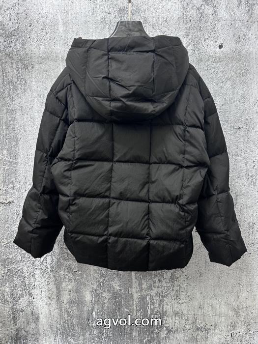 新作超高人気 オンライン限定商品 絶大な人気を誇るスーパー コピー ブランド 専門店ダウンジャケットLOUIS VUITTON_0_1
