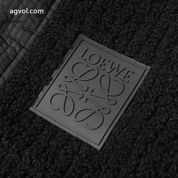 高級感あるスタイル 超数量限定 旅行にも最適LOEWE偽物 ブランド 販売ダウンジャケット_0_2