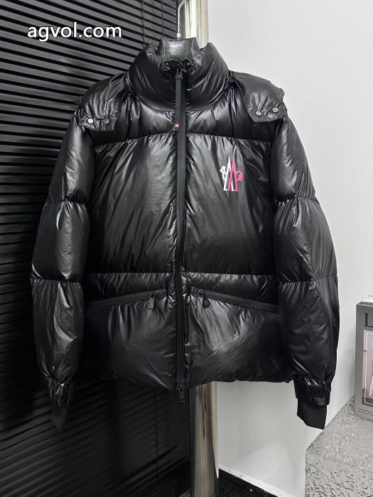 大人気ブランド 秋冬新商品 上質  ブランド スーパー コピーMONCLERダウンジャケット_0_2