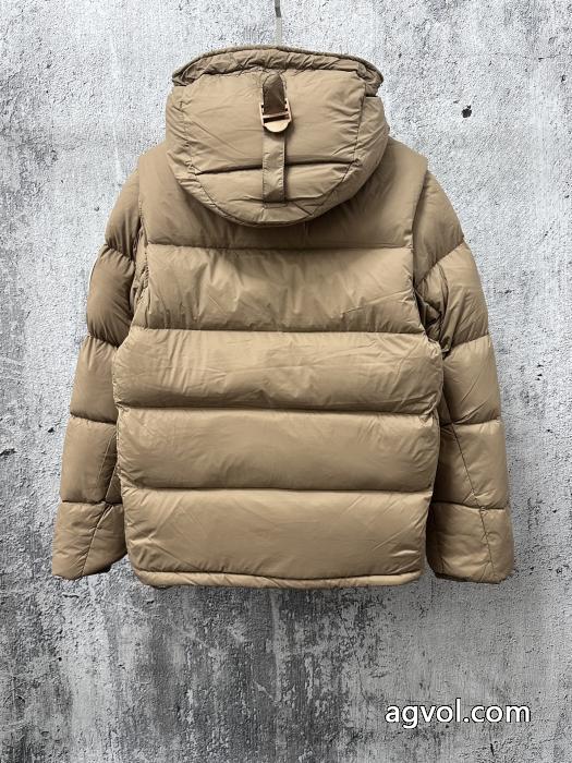 ダウンジャケットBURBERRY大人気新作 超目玉 定番モデルコピー ブランド 通販 安心_0_2