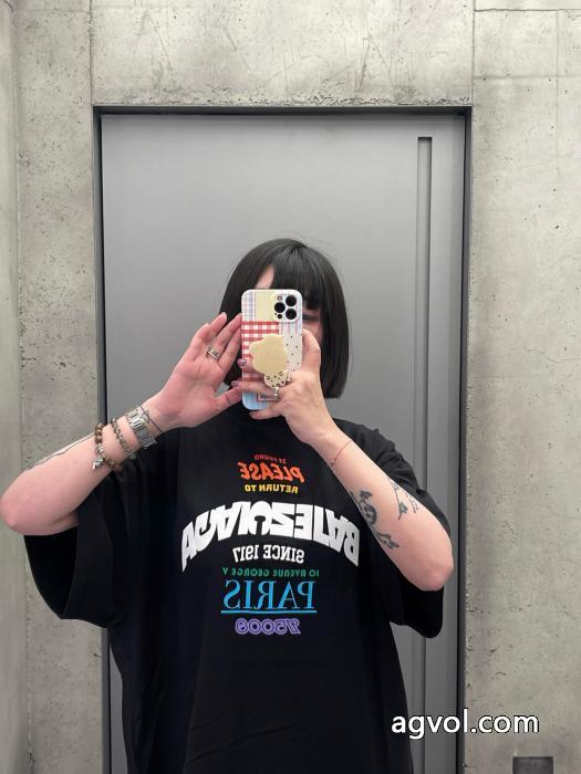 半袖Tシャツ手頃価格 2025冬の定番新品到来! 最新作期間限定セール偽 ブランド 販売balenciaga_0_2