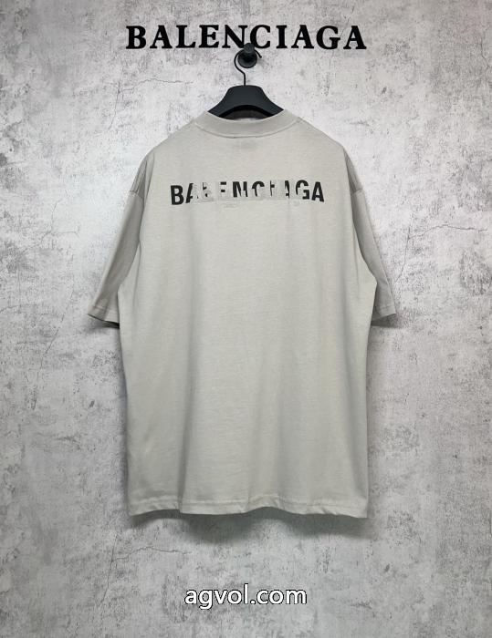 秋冬物先行発売  韓国人気 2025流行りコピー 商品 通販バレンシアガ半袖Tシャツ_0_1
