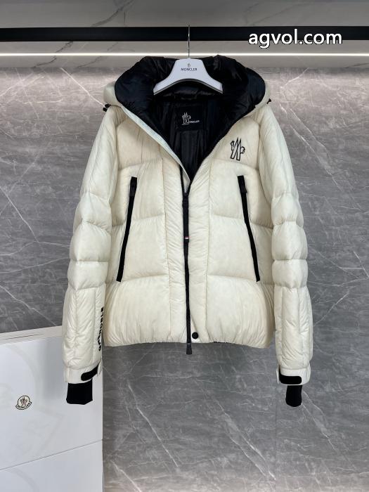 MONCLER人気激売れ新作 単品販売 超人気美品ダウンジャケットスーパー コピー 安心_1_0