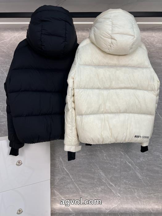 MONCLER人気激売れ新作 単品販売 超人気美品ダウンジャケットスーパー コピー 安心_1_1