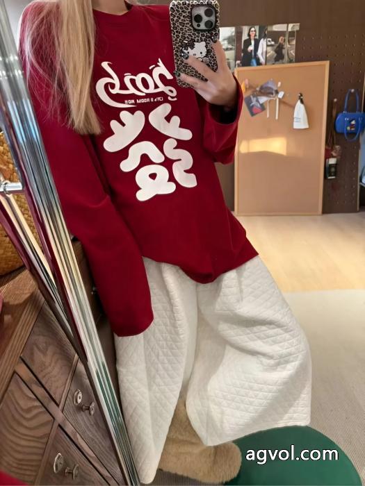 ブランド 通販店ロエベ長袖Tシャツ格好いい 速達EMS便 話題沸騰_0_1