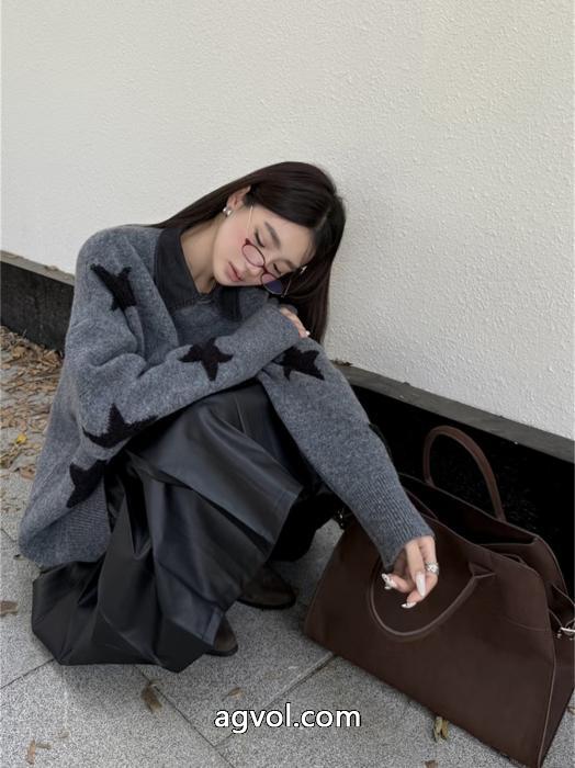 コピー 通販セーター完売間近 お得定番 話題になった注目商品GIVENCHY_0_3