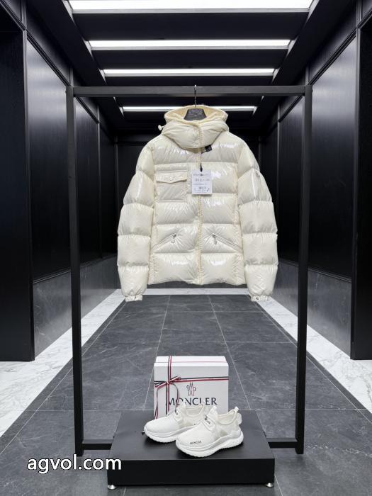 ダウンジャケットMONCLER耐久性に優れた 珍しい プラスサイズ偽物 通販 サイト_0_2