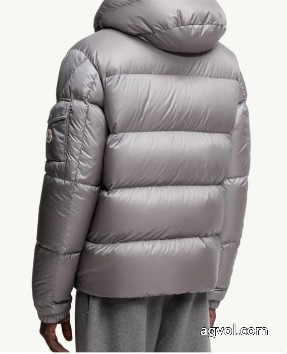 ダウンジャケットMONCLER新作セール価格で HOT送料無料 期間限定割引中ブランド コピー_0_2