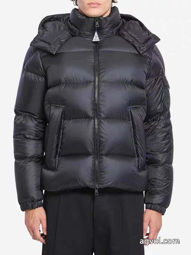 ダウンジャケットMONCLER新作セール価格で HOT送料無料 期間限定割引中ブランド コピー_0_4