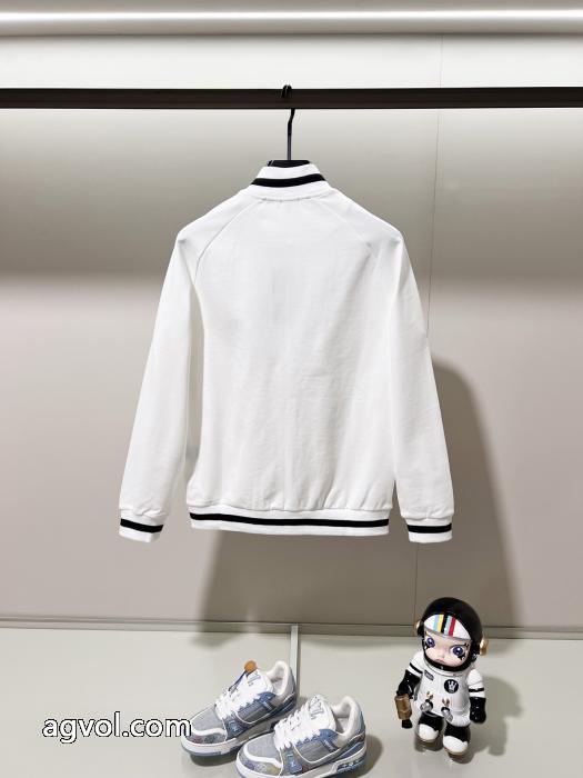 コート超激安価格 雑誌掲載 今年流偽物 ブランド ショップFENDI_0_2