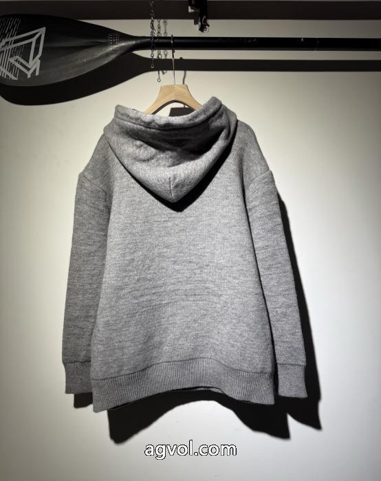 新品入荷2025 超人気 2025最新入荷セーターコピー 商品 販売CELINE_0_1