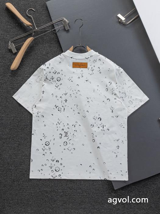 半袖Tシャツ一番人気限定アイテム 強い魅力を感じる一枚  2025-25AW☆韓国の人気コピー ブランド 通販 安心LOUIS VUITTON_0_0