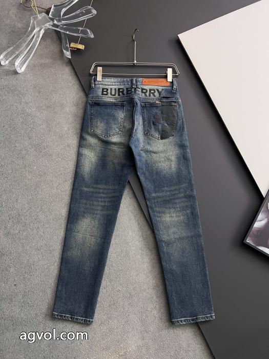 SALE年末年始限定 格好良い人気定番 安定感がありBURBERRYジーンズコピー 品 販売_0_3
