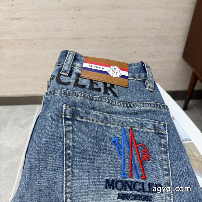 超限定即完売 秋冬季新作 人気定番大人気激安 通販 専門ジーンズMONCLER_0_1
