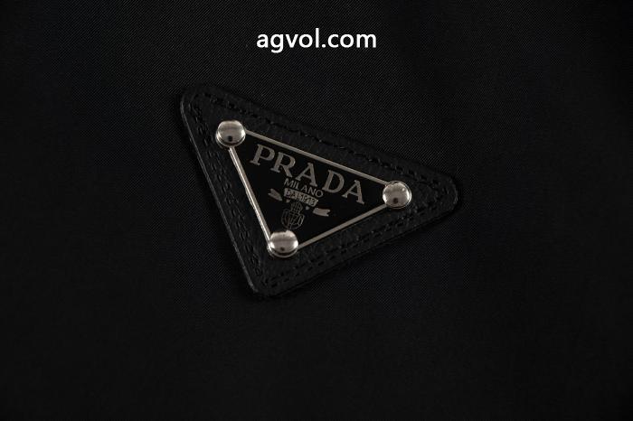 PRADAコートブランド フェイク意外と相性がいい 売れ筋のいい 今年風_0_0