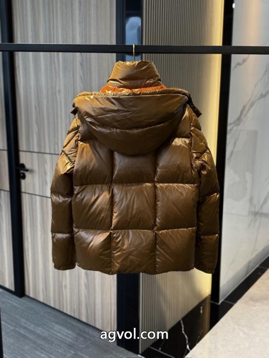 全国無料格安 セレブが愛す  限定セール定番人気ダウンジャケット偽物 ブランド 激安MONCLER_0_1