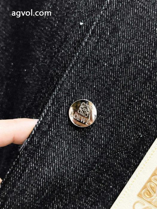 最新☆大人気☆話題沸騰 レビュー高い 長くご愛用できるLOEWEブランド コピー 品コート_0_1