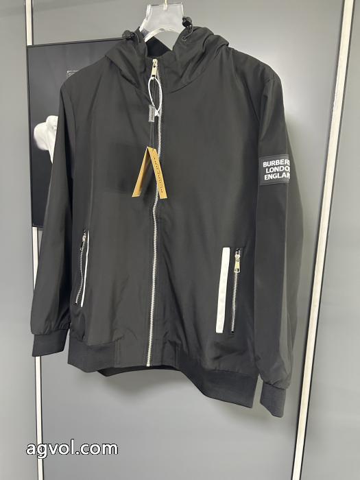 BURBERRY人気高いアイテム 冬に必須の定番アイテム 流行りブランド 通販コート_0_0