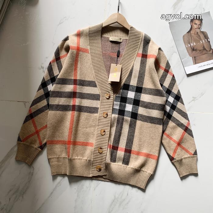 今冬間に合う人気新作入荷 セール新着?新作 即納希少BURBERRYブランド コピー s 級半袖Tシャツ_0_2