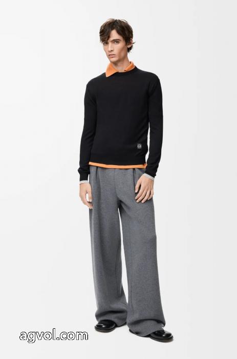セーターブランド スーパー コピーLOEWE独特な 贈り物にも◎ 希少入荷_1_2