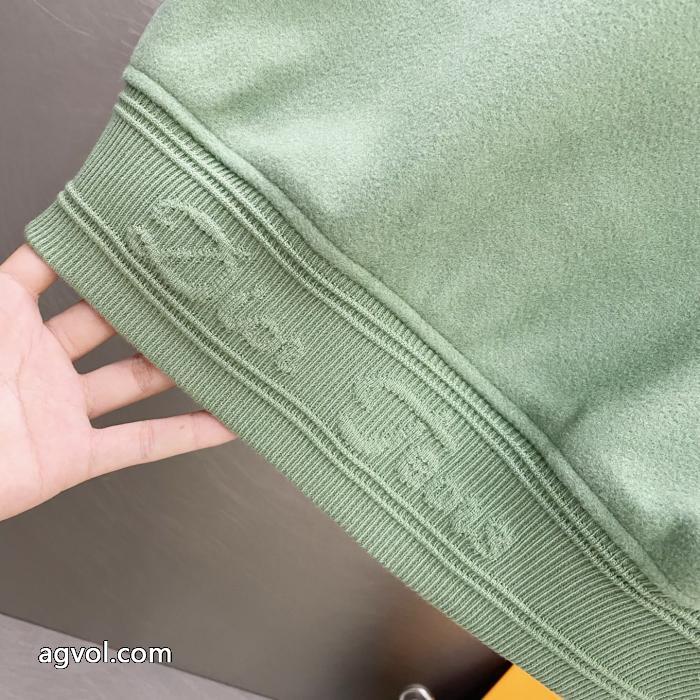 ブランド コピー ショップ26流行り 入荷！ 最新で一目惚れDIORコート_0_0