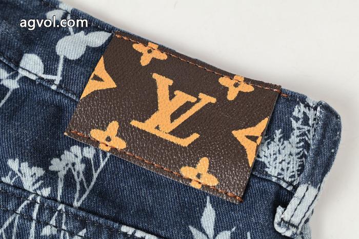 ブランド スーパー コピー 舗LOUIS VUITTONジーンズ素敵デザイン未入荷ブランド 新作追加 話題沸騰_0_2