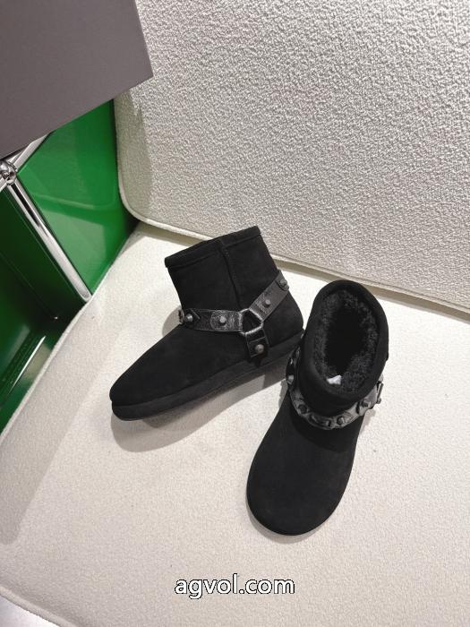 驚きの破格値爆買い 高い品質を誇る 周りの視線を圧倒する新作ブーツbalenciaga偽 ブランド 購入._0_3