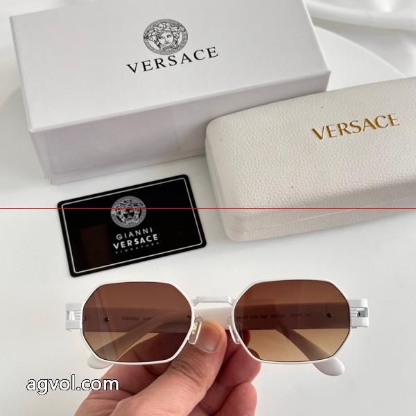 VERSACEブランド スーパー コピー 優良お出掛けに便利 売り切れ必須 精巧な逸品&nbsp;&nbsp;&nbsp;&nbsp;サングラス._0_5