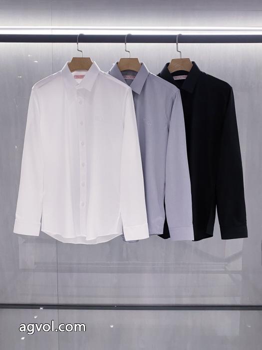 リラックスした雰囲気に 秋冬は継続系のトレンド お得人気セールTシャツヴァレンティノコピー ブランド 販売._0_0