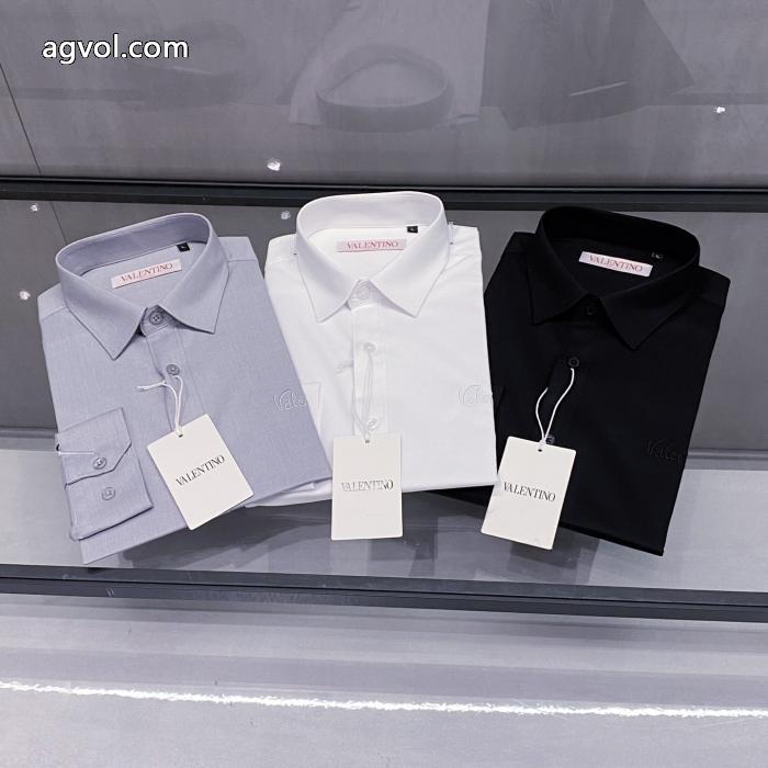 リラックスした雰囲気に 秋冬は継続系のトレンド お得人気セールTシャツヴァレンティノコピー ブランド 販売._0_3