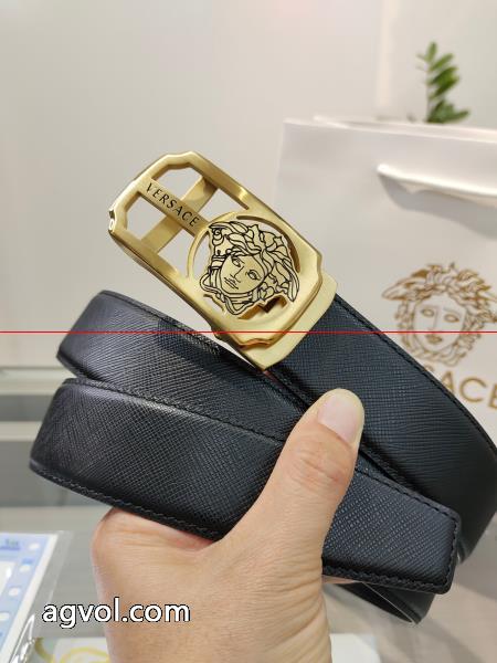 偽 ブランド 購入ベルトギフトに最高 大人気お得安い デザイン性に優れたVERSACE._2_2