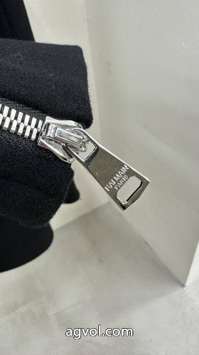 新作次狙うならこれ 人気急上昇中 新作到着ブランド スーパー コピー 通販コートBALMAIN._0_3