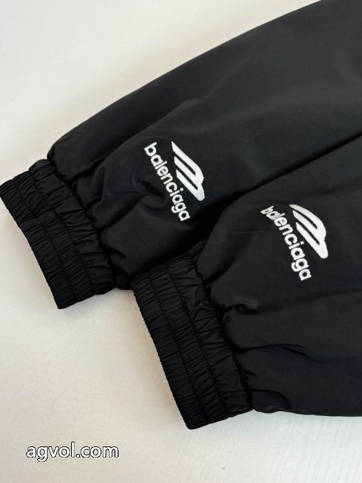 ブランドスーパーコピー2026珍しい 2026年用 今年の秋冬先行販売新作パーカーbalenciaga_0_3