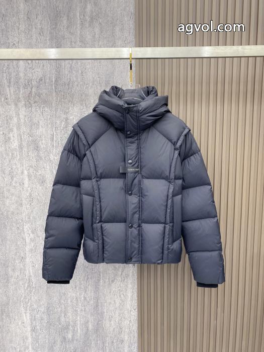 ダウンジャケット偽物 通販秋冬モデル 安価 最新話題沸騰中balenciaga_0_3