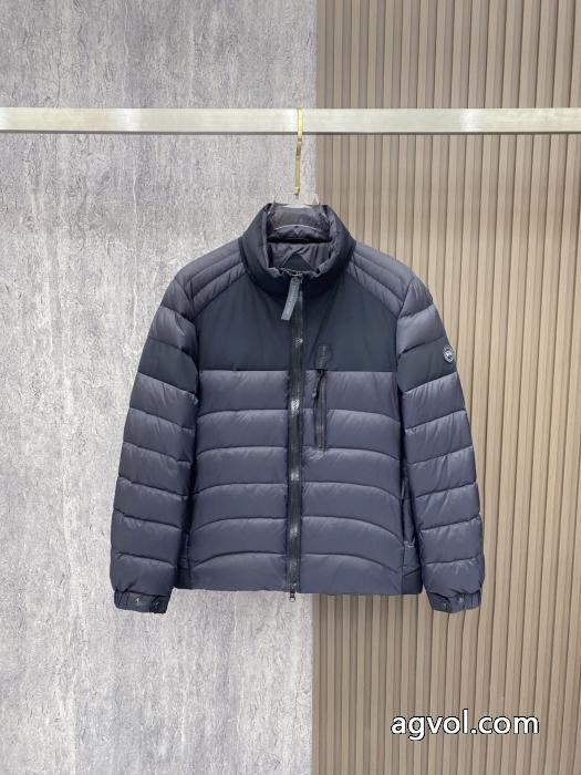ブランド コピー 安心韓国人気 秀作モデル 注文殺到ダウンジャケットCanada Goose_0_4