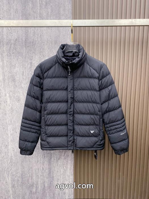 ブランド コピー 販売店ダウンジャケットARMANIお気に入りのスタイル お勧め使える未入荷ブランド SS26限定版_0_0