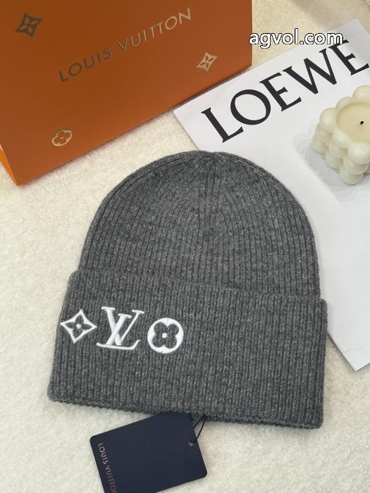  2026スーパーコピーLOUIS VUITTONずっと人気♪ 数量限定特価 セレブ愛用26新作マフラー.._0_4