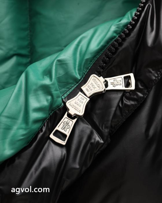 MONCLERコピー 商品 ブランドダウンジャケット高級感が漂う 海外超人気 高級感ある_0_1