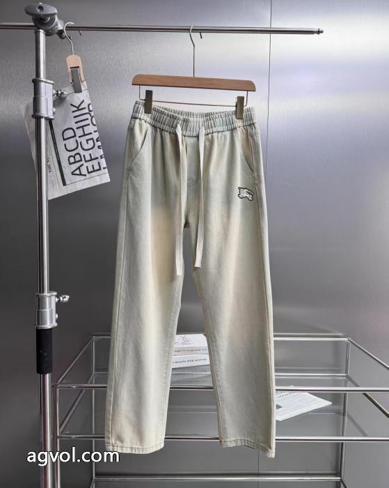 素晴らしい 超激得新品 超人気ブランド コピー 販売ジーンズBURBERRY_0_3