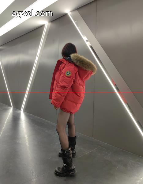 周りと差をつける シンプル派 超人気*入手困難ブランド フェイクbalenciaga&nbsp;&nbsp;&nbsp;&nbsp;ダウンジャケット._0_1