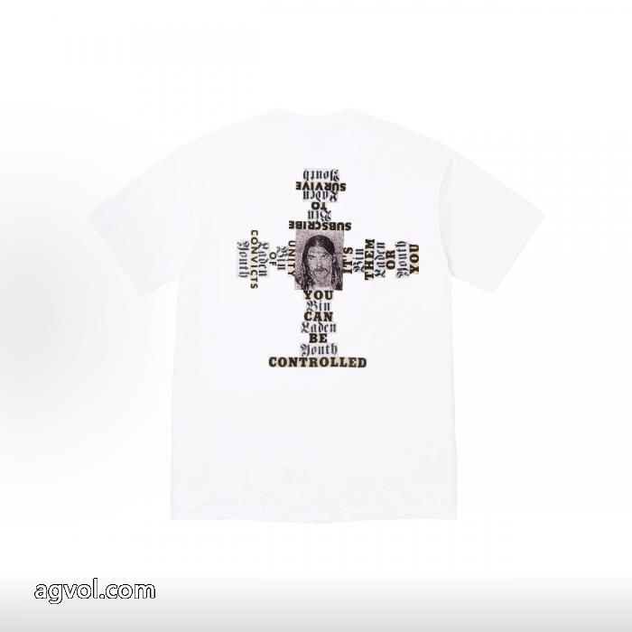 大人気最新作 知的な雰囲気冬着物 絶大な人気を誇る半袖TシャツSUPREME偽物 ブランド 激安_0_1