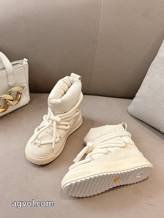 ブランド コピー 販売靴 ブーツMONCLER好感度265％ 人気新作登場 秋冬トップス最新情報をチェック._0_5
