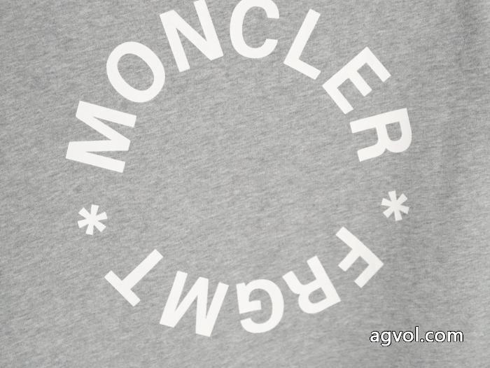 ブランド 品 スーパー コピーパーカーMONCLER今年の秋冬先行販売新作 シンプルなファッションの一枚 驚きの価格._0_5