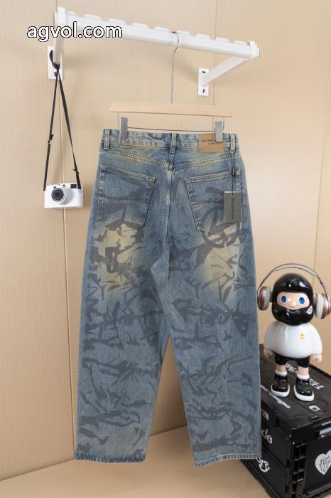 人気高いアイテム 絶対に買える! 必需品ブランド コピー 安心balenciaga&nbsp;&nbsp;&nbsp;&nbsp;ジーンズ._0_1