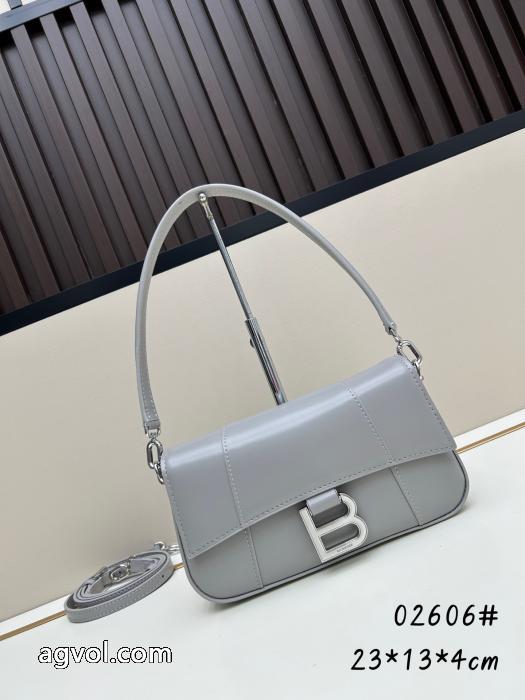 &nbsp;&nbsp;&nbsp;&nbsp;バッグロゴが素敵 柔らかな着心地 2026新品セールコピー ブランド 販売balenciaga._0_0